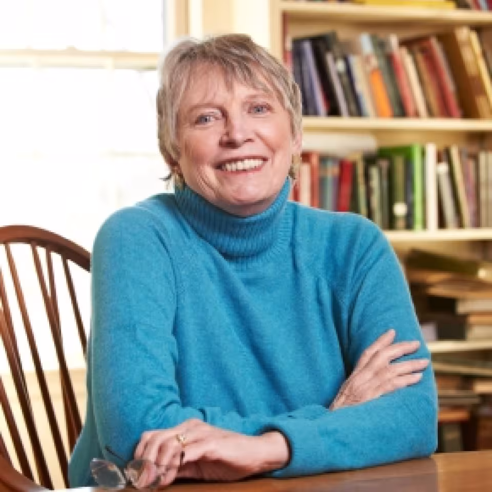 1355_lois_lowry.jpg